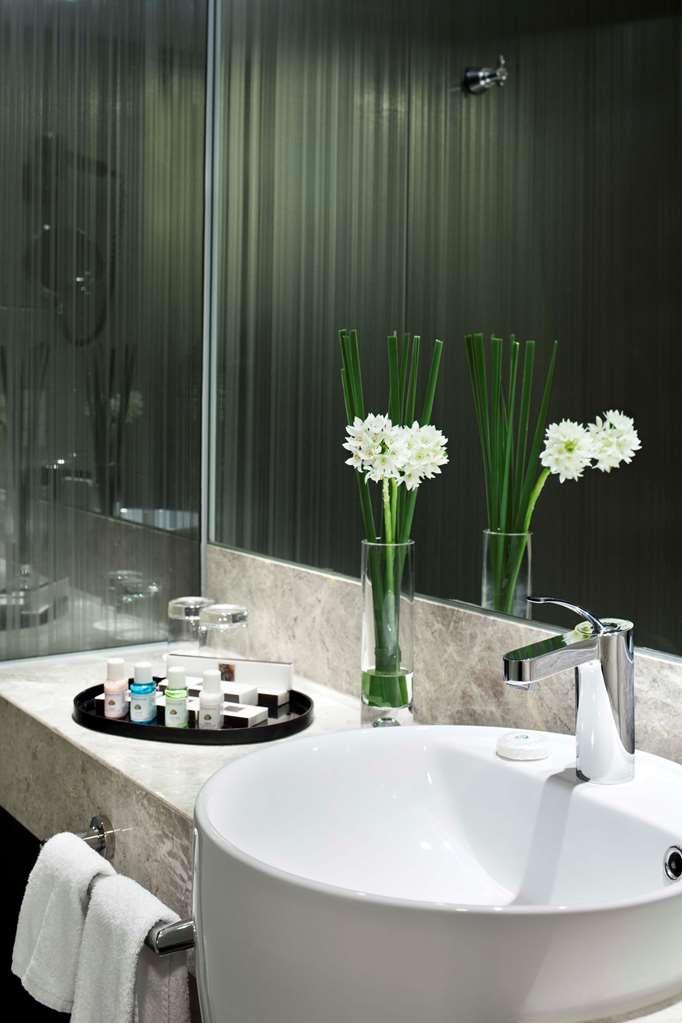 Отель The Kowloon 4*
